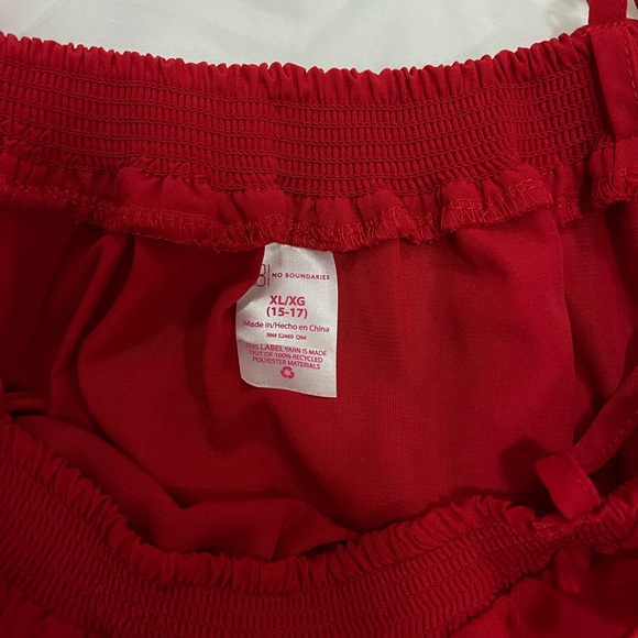 Red top - Picture 2 of 2